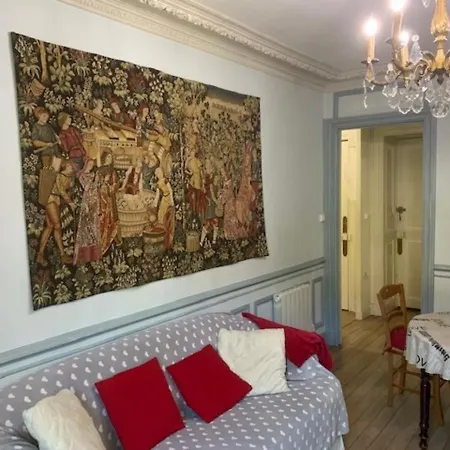 Charmant T2 Au Coeur Du Mont-dore Avec Wifi, Face Aux Thermes - Fr-1-415-95 Apartamento