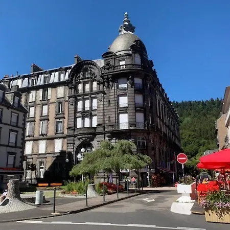 Charmant T2 Au Coeur Du Mont-dore Avec Wifi, Face Aux Thermes - Fr-1-415-95 Le Mont-Dore